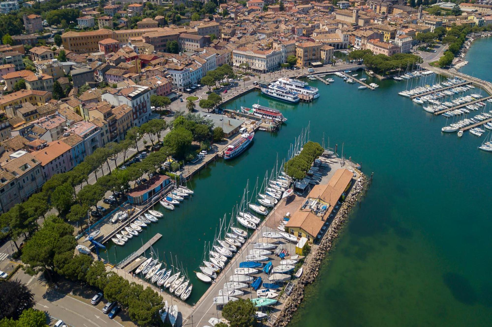Villa Mimosa - Appartamento 1 - Happy Rentals Desenzano del Garda Zewnętrze zdjęcie